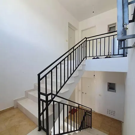 New - Super Sea View N' Easy Access * Himarë