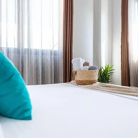 New - Super Sea View N' Easy Access *