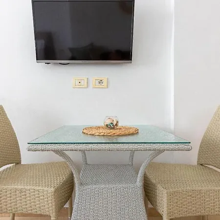 New - Super Sea View N' Easy Access * Himarë